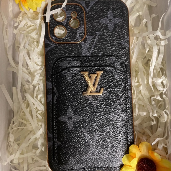 Luxury Louis Vuitton IPhone 12 Case - Picture 1 of 1